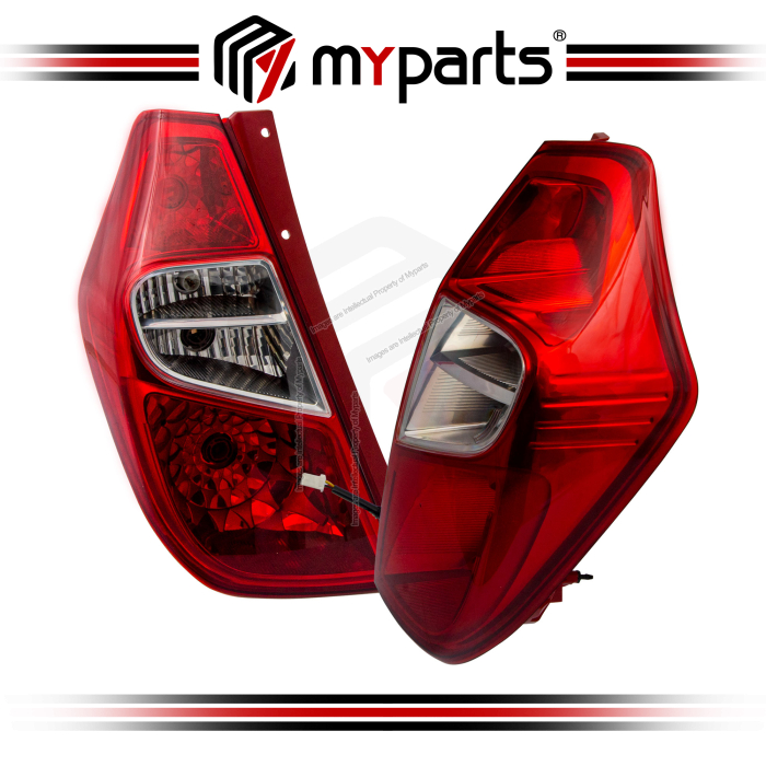 Tail Light (4 Socket Spec) (Set LH+RH)