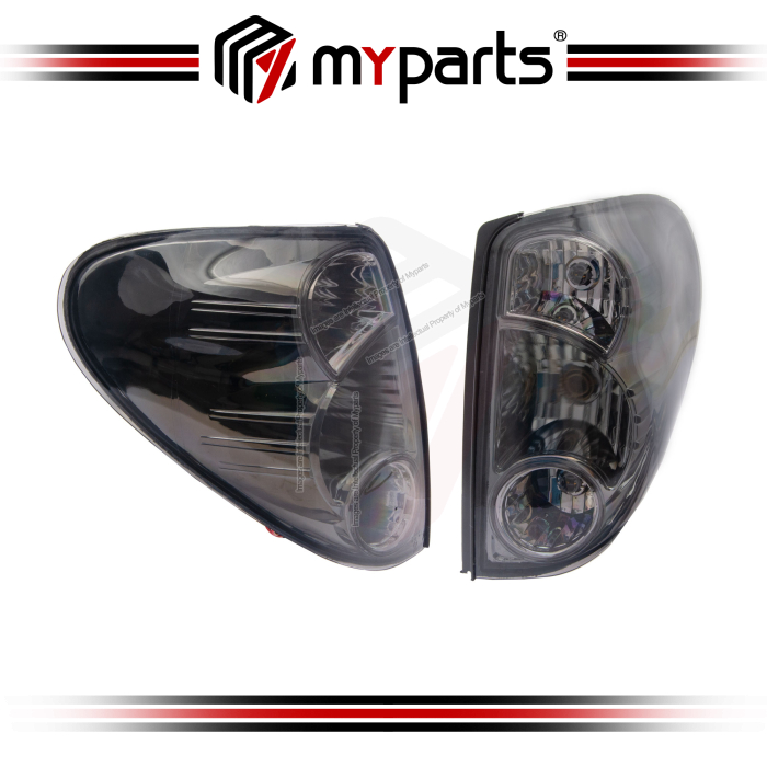 Tail Lamp (Albino Smoke) (China) (Set LH+RH)