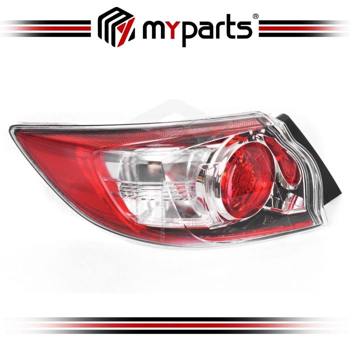 Tail Light Hatch Outer 1.6 No LED Type